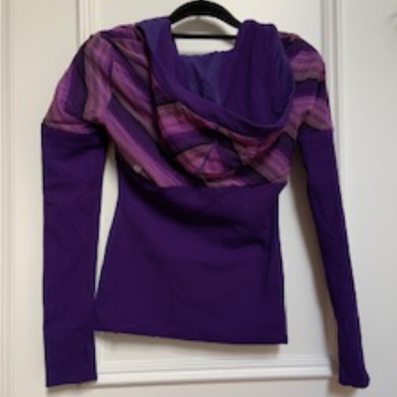 Lululemon Reversible hooded jacket - Picture 3 of 6